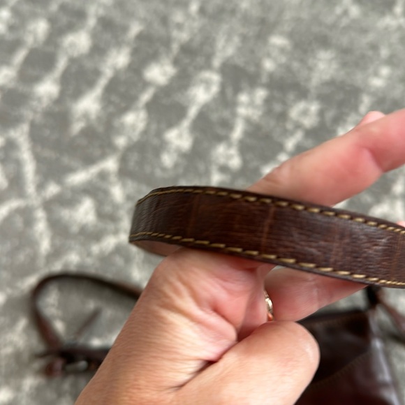 Jack Georges Genuine Leather Crossbody Voyager Handbag - Picture 12 of 16